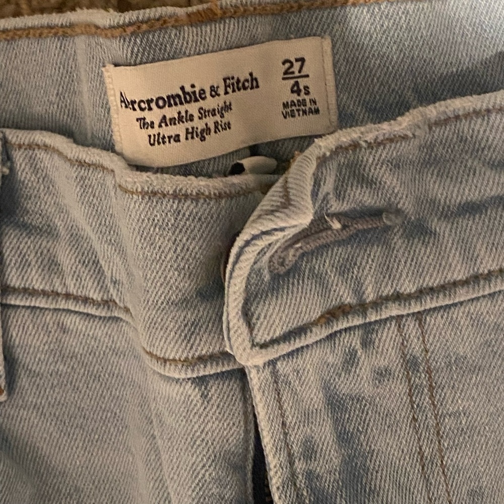 ABERCROMBIE jeans